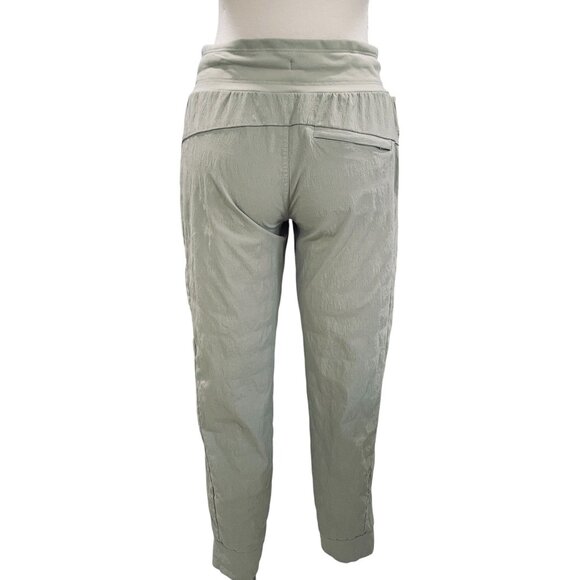 Athleta Trekkie North Jogger Pants Sz 2 Lightweight Stretch Travel Hiking Taupe - Picture 7 of 8